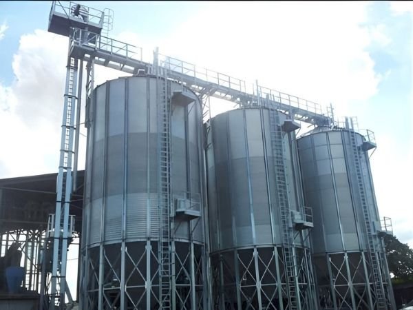 Silo (2)